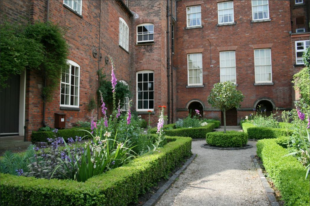 The garden at Pickford's House, Derby